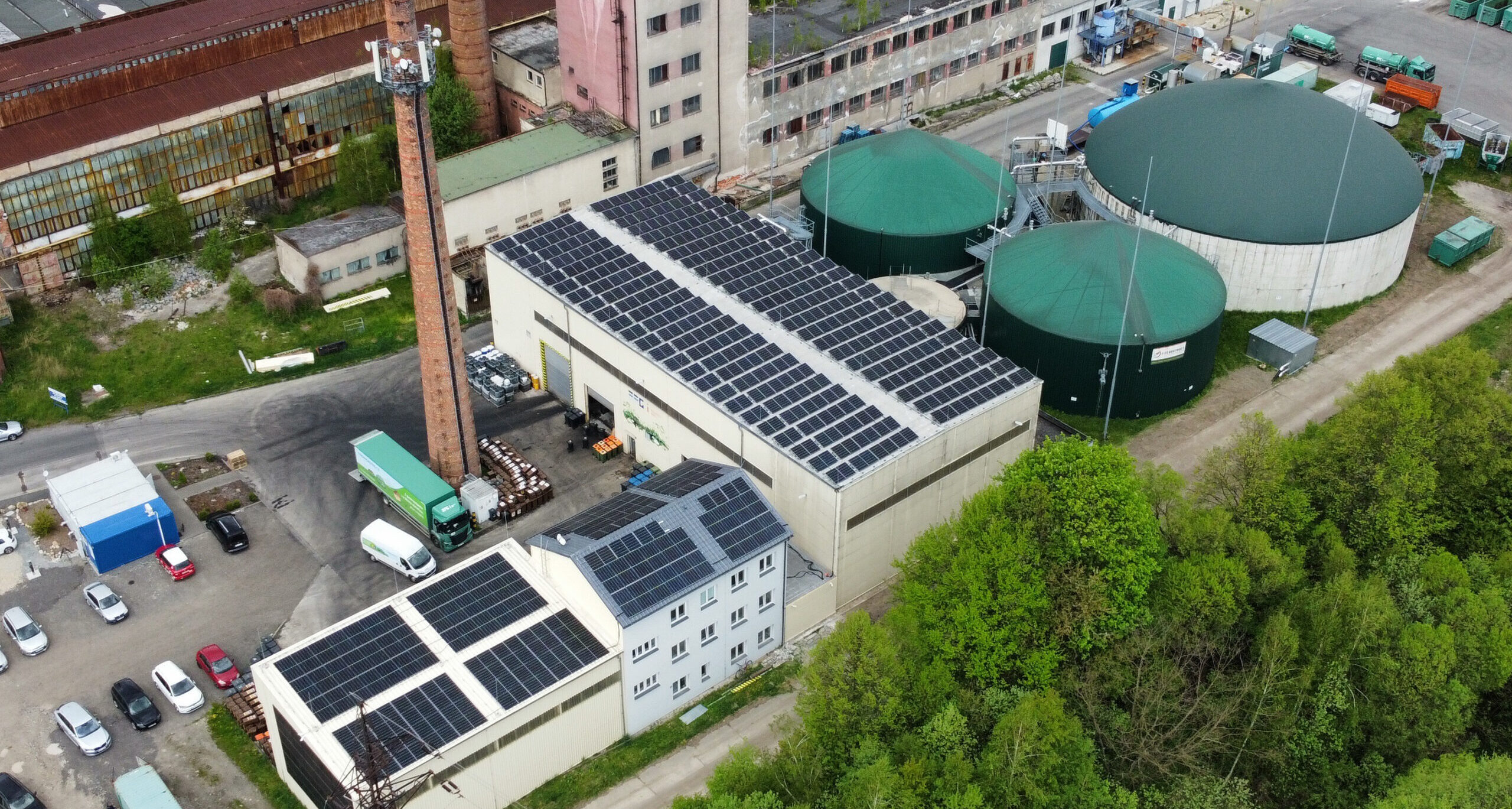 Dotace na zateplení a fotovoltaiku jsou zpět, nově i sociální bonusy pro nízkopříjmové