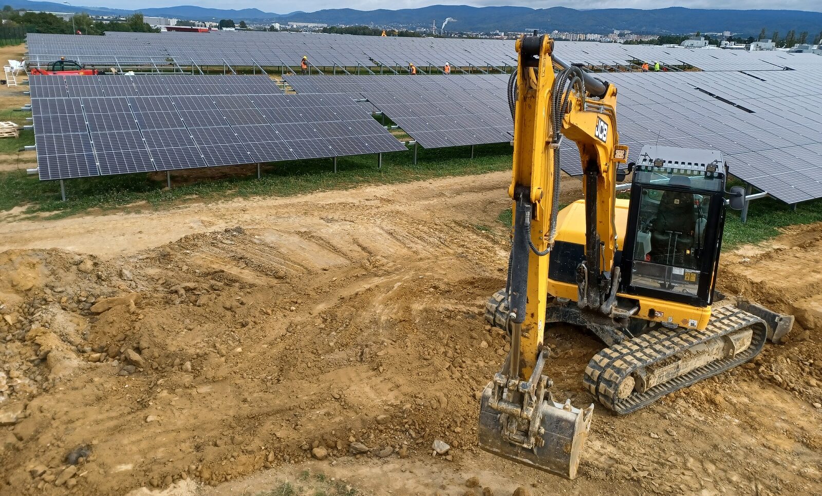 V areálu Denso vznikla největší firemní fotovoltaická elektrárna na Liberecku