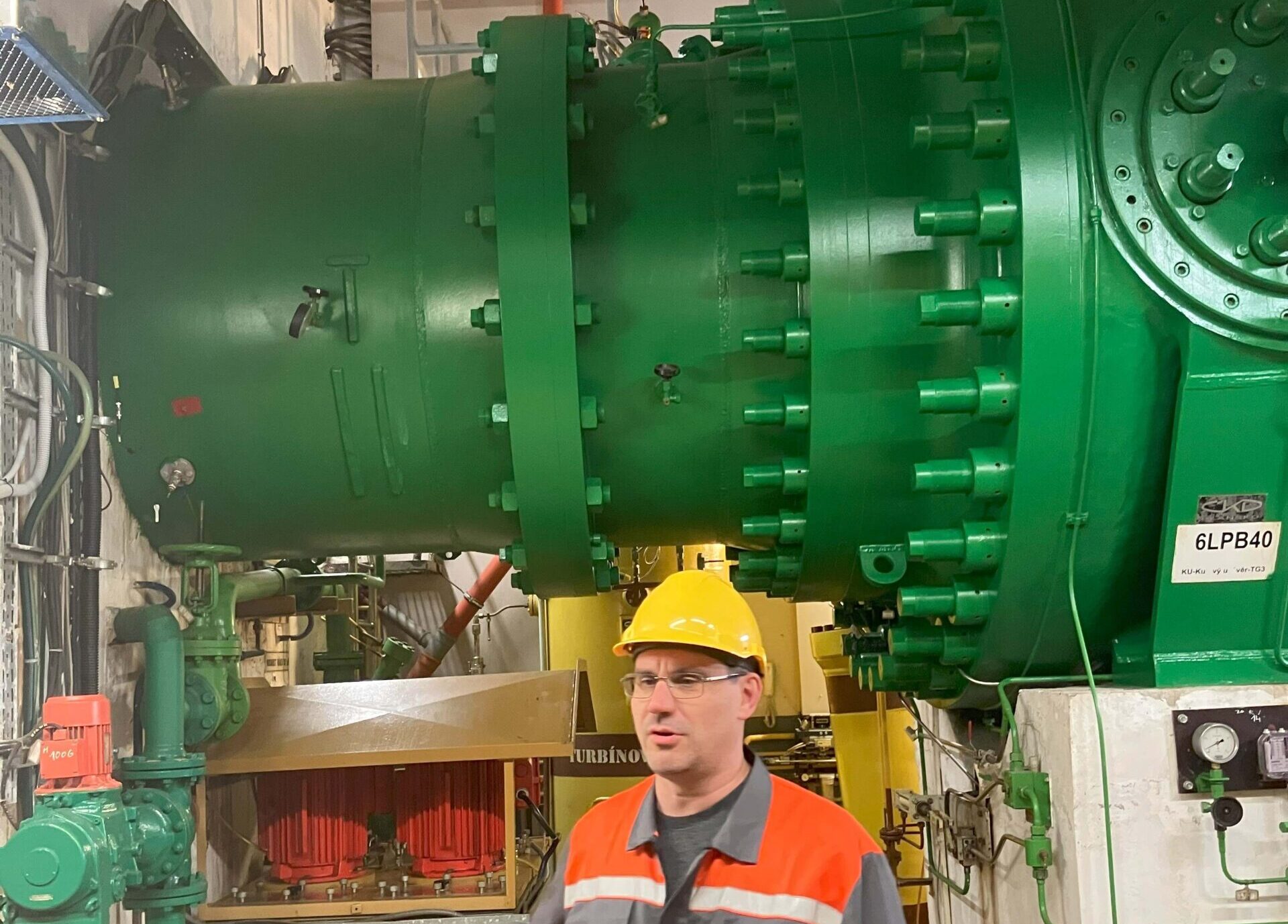 Vodní elektrárna Štěchovice s výkonem 22 MW v letní rekonstrukci